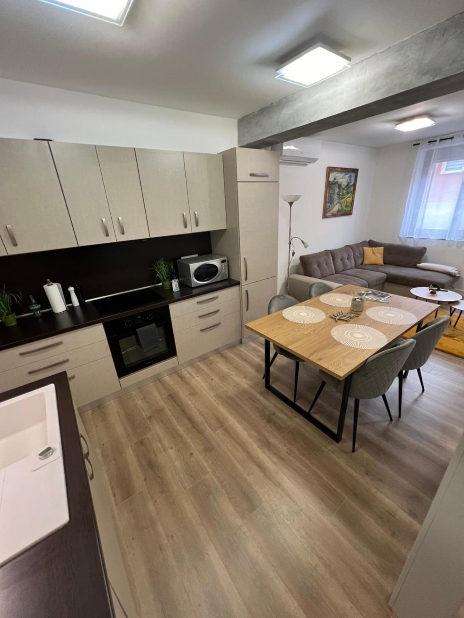 Garay26 Apartman Pecs Bagian luar foto